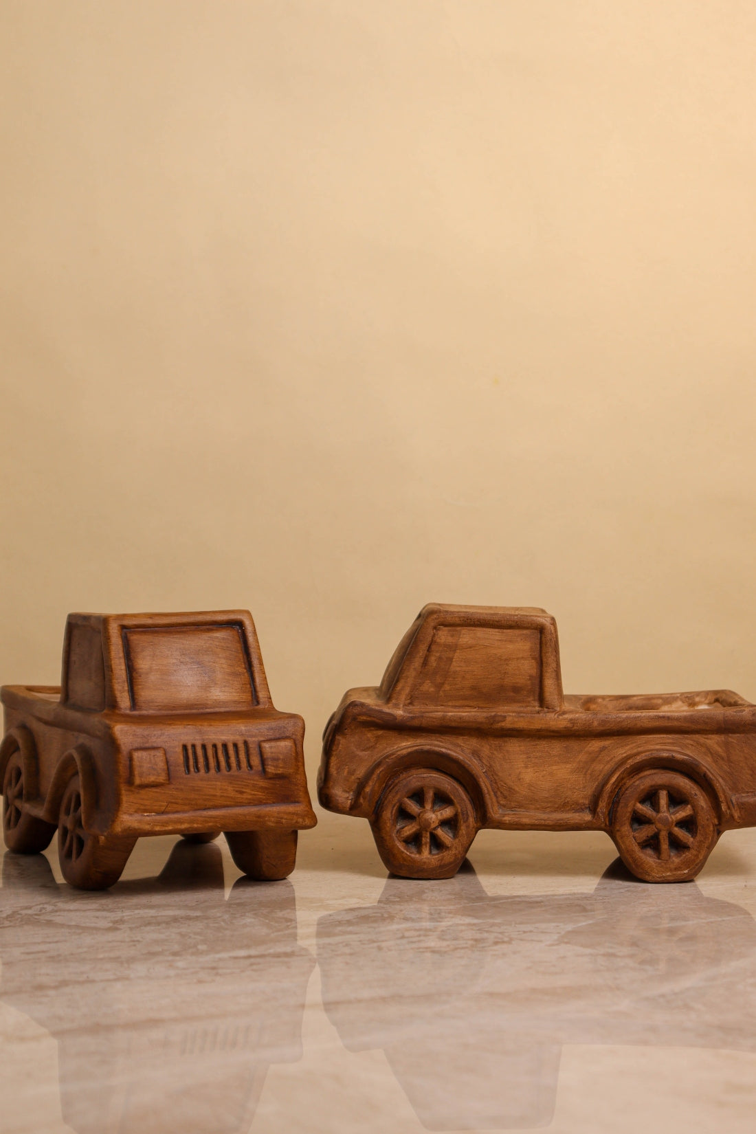 Antique Car Pot (set of 2)