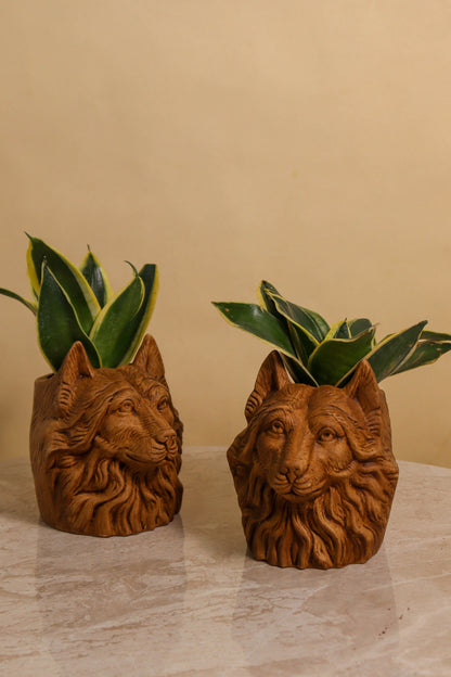 Antique Wolf Pot (set of 2)